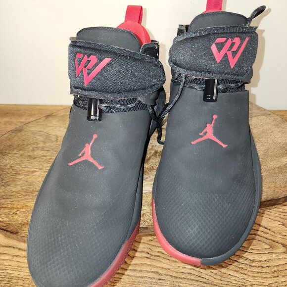 NIKE Air Jordan Why Not? Zer0.1 Black and Reds - Picture 4 of 11